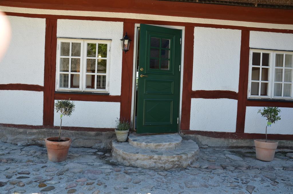Kastanjegarden Pa Stenshuvud Kivik Room photo